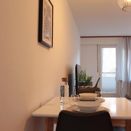 Апартаменты Zentral. Stylisch. Balkon & Parkplatz. Netflix Хольцгерлинген Экстерьер фото