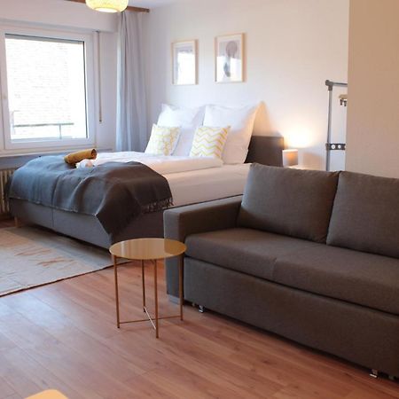 Апартаменты Zentral. Stylisch. Balkon & Parkplatz. Netflix Хольцгерлинген Экстерьер фото