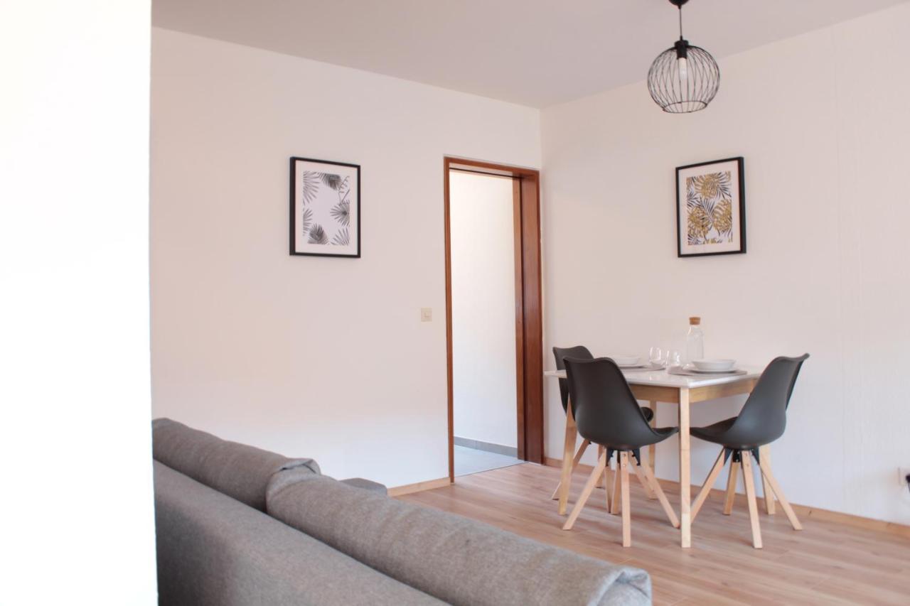 Апартаменты Zentral. Stylisch. Balkon & Parkplatz. Netflix Хольцгерлинген Экстерьер фото